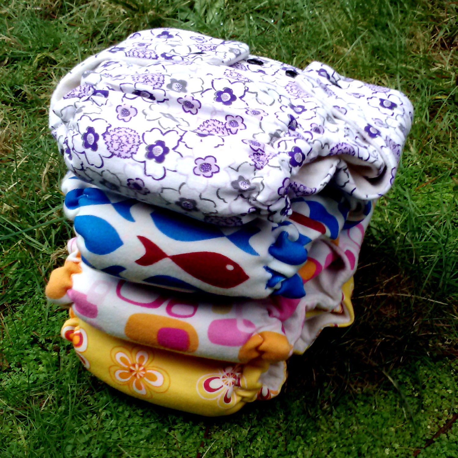 medium set of 4 organic cotton fitted diapers various prints and colors