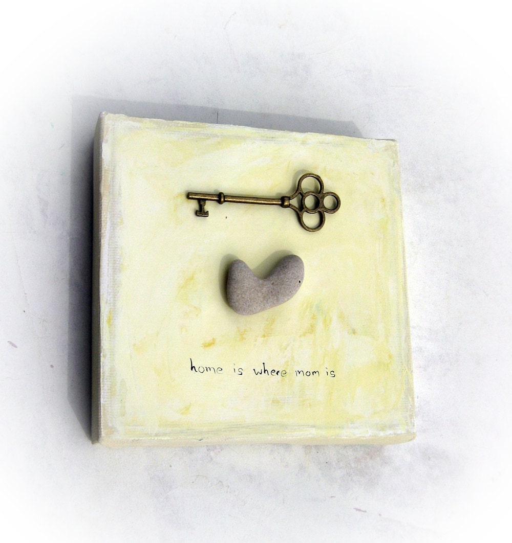 Unique Gift For Mom -  genuine Heart shaped Beach stones rocks
