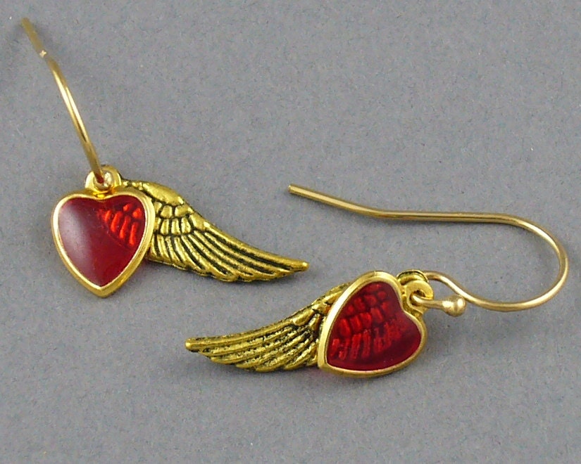 Heavenly Love gold earrings