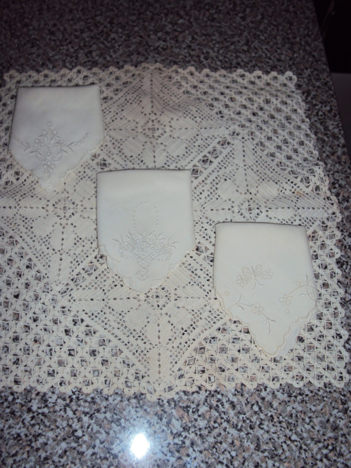 VINTAGE Ladies Handkerchiefs Set of 3 Ecru Cut Out Embroidered Designs