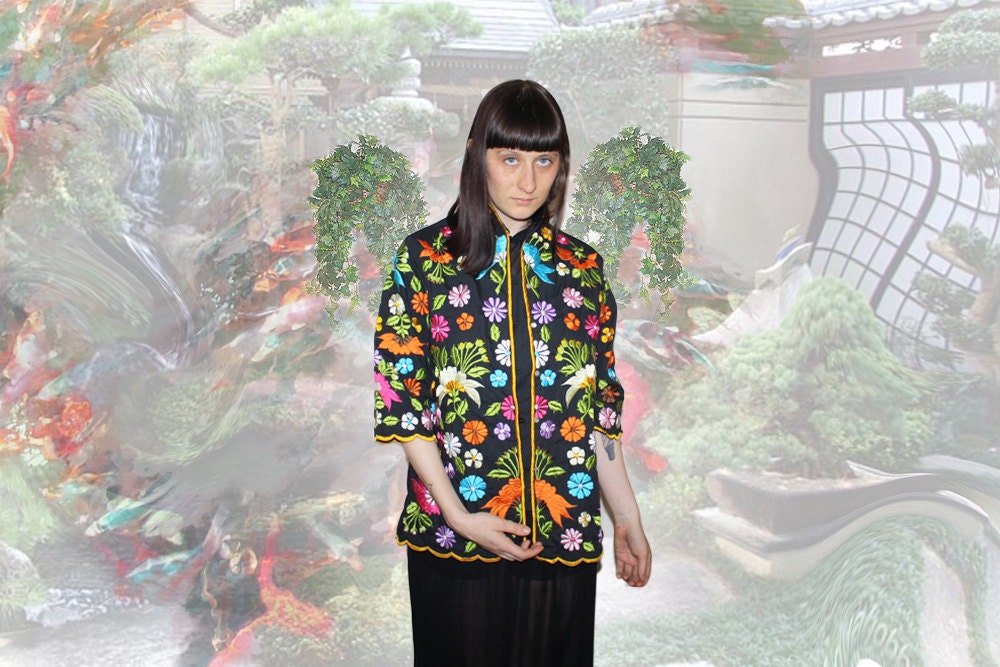 vintage 70's embroidered rainbow colorful floral house coat size M-L
