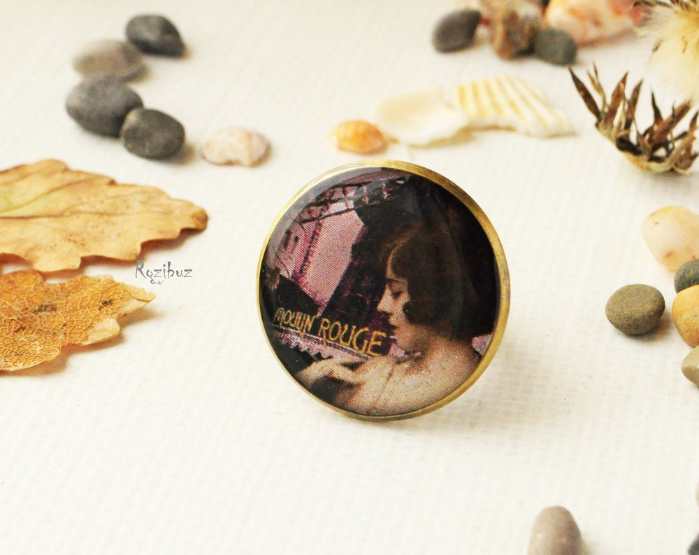 Burlesque Moulin Rouge ring - purple ring, pin up jewelry, gift for her for girl, retro, beautiful woman print, black gray - made to order