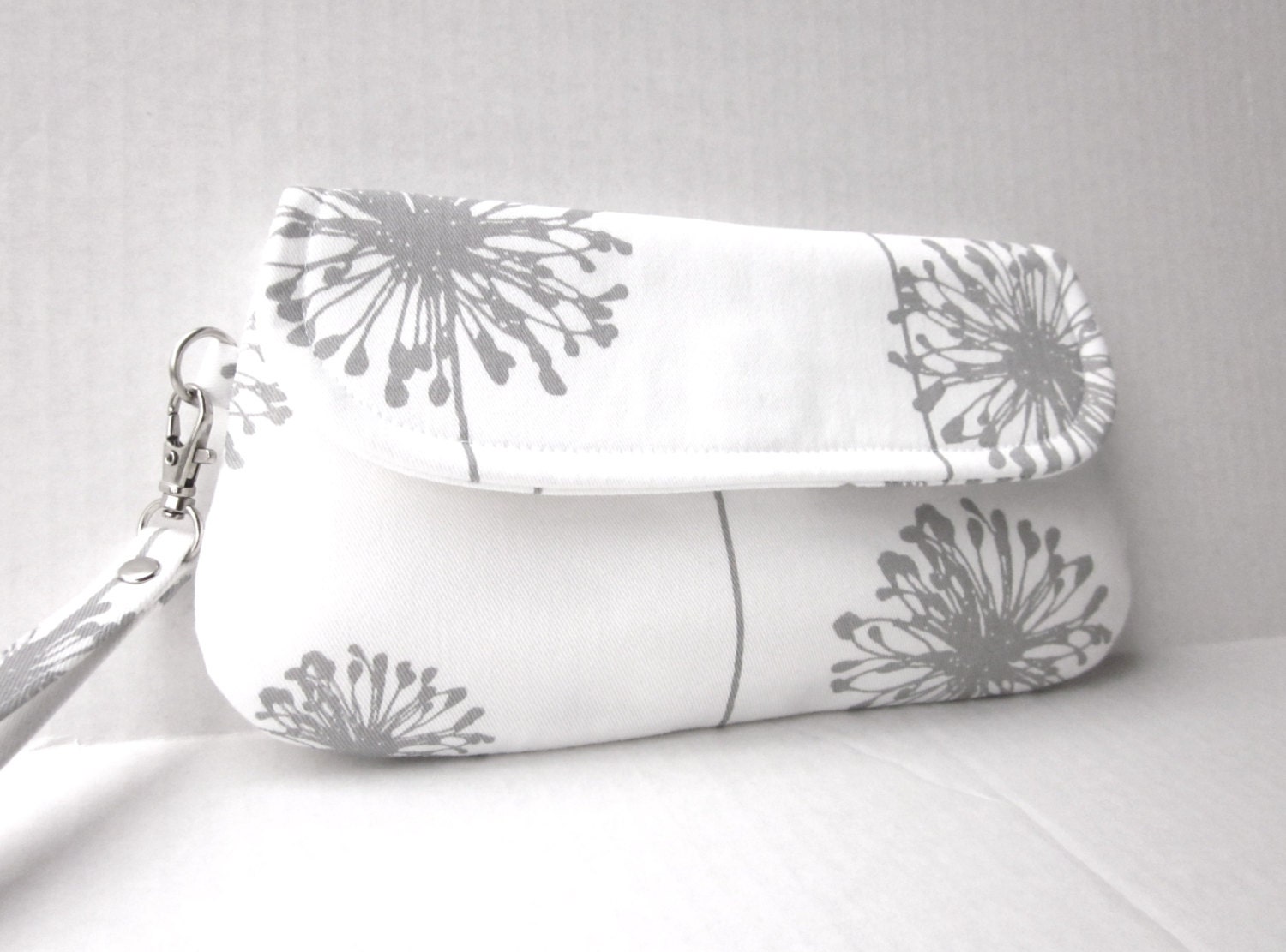 Gray White Dandelion Clutch by waterpath