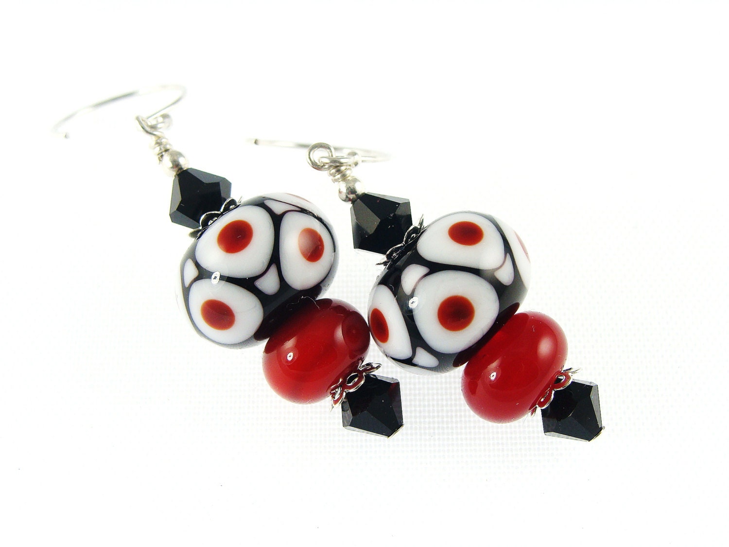Glass Bead Jewelry, Black White Red Lampwork Earrings, Red Dangle Earrings, Beadwork Earrings, Lampwork Jewelry, Beaded Glass Earrings