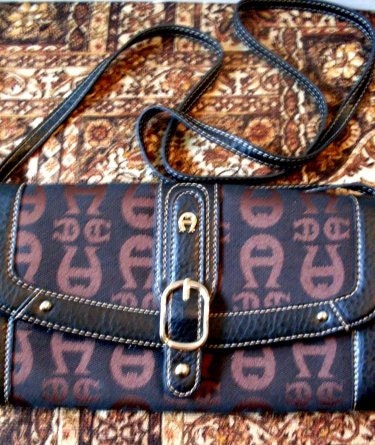 Classic Etienne Aigner Shoulder Purse Wallet Clutch  LJO Collection Bags Purses
