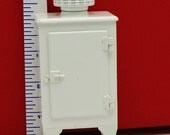 Refrigerator miniature monitor top Dee's Delights Dollhouse Furniture Cast Iron icebox shelves DDL 7512 Green Apple