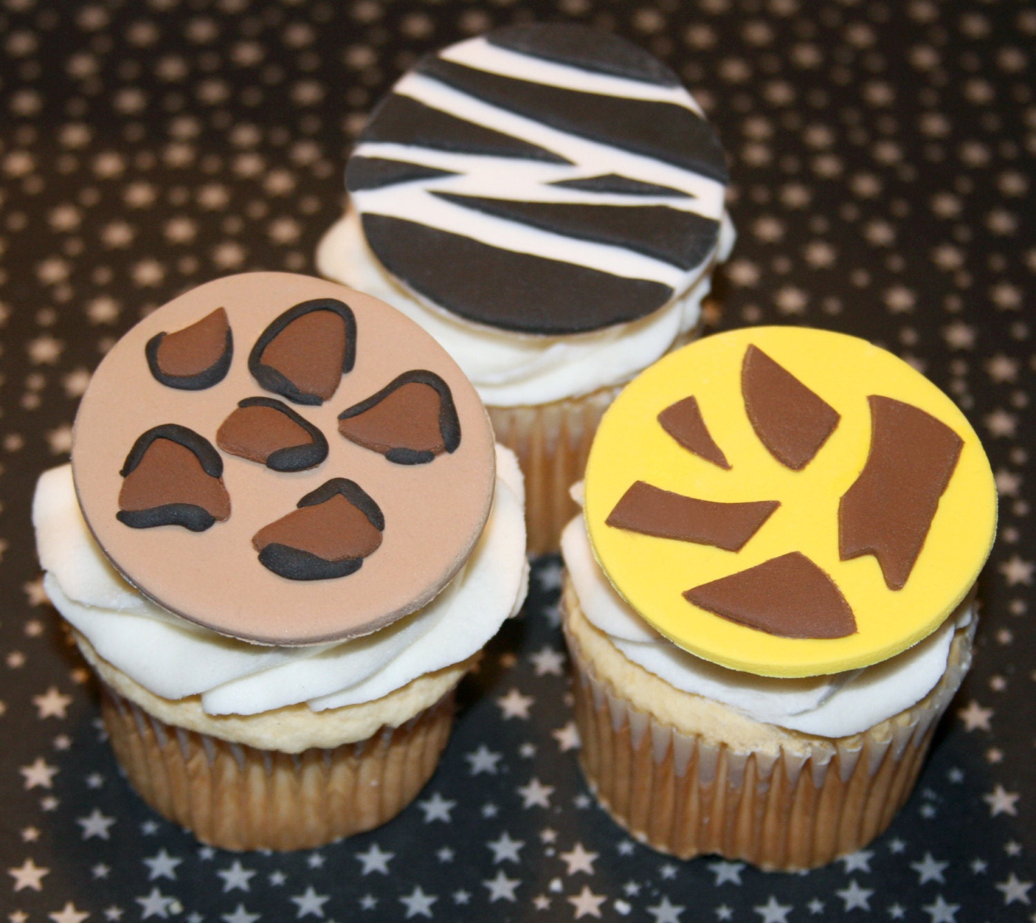 Fondant cupcake toppers Animal Print Zebra Giraffe Cheetah