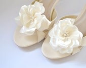 Ivory Shoe clips - Perfect for Bridesmaids shoes / Bridal shoes / Prom shoes - Custom made Shoe Clips with over 50 colors to choose from