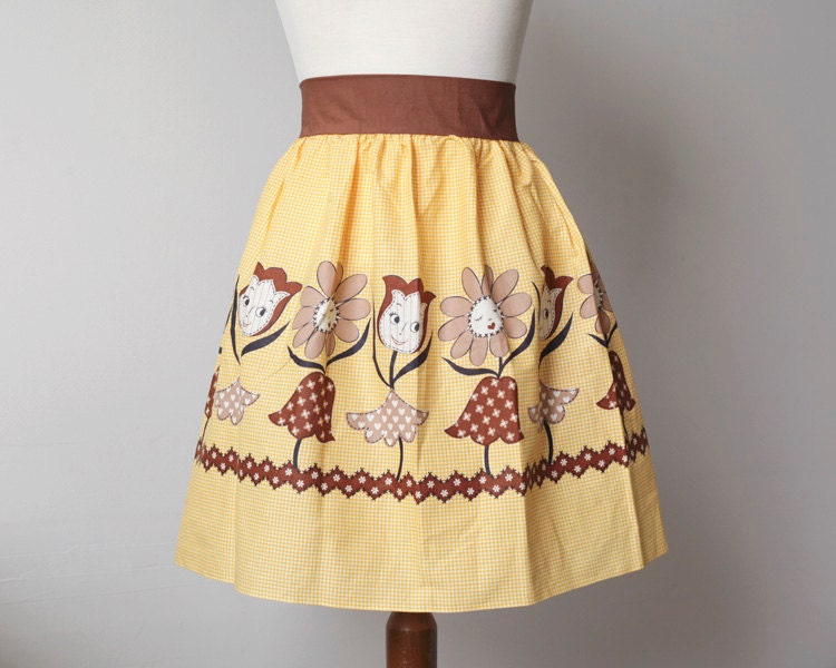 Vintage Apron - Yellow and Brown Gingham, Dancing Flower Print