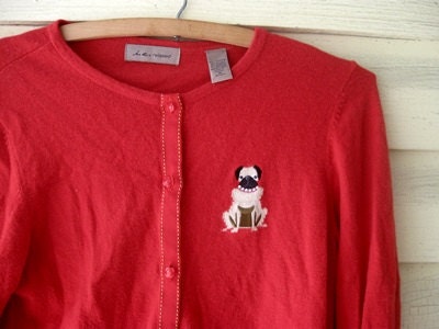 Vintage red Cardigan sweater with a Bulldog embellishment