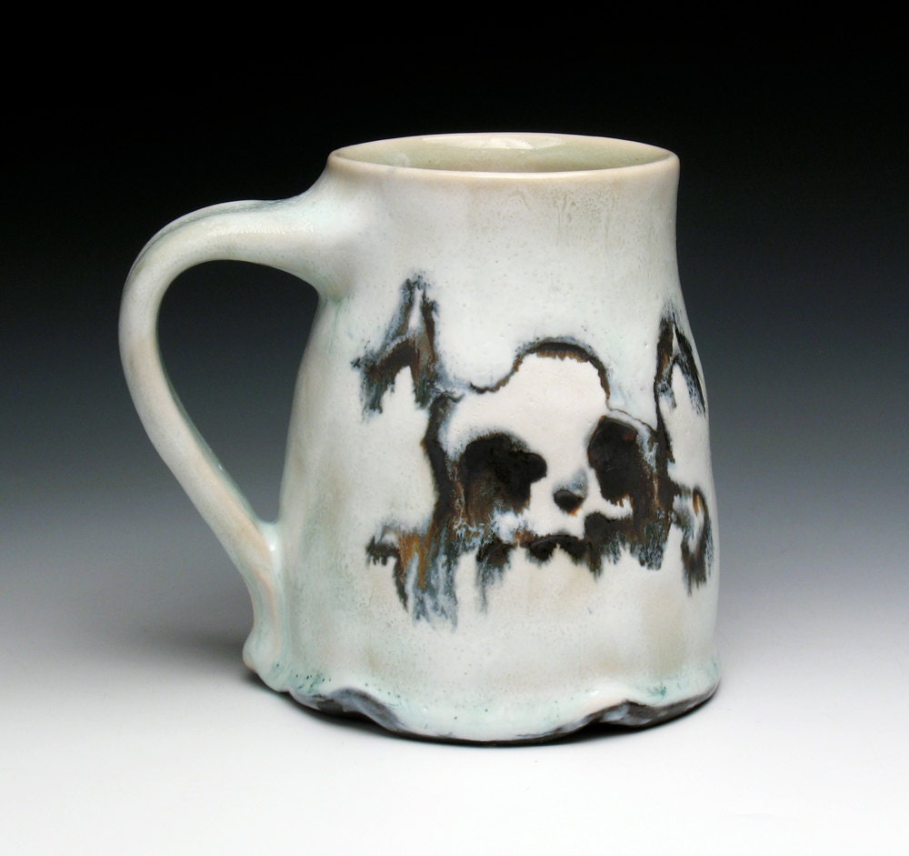 Pale Copper Satin Glazed Melted Skulls Pint Mug