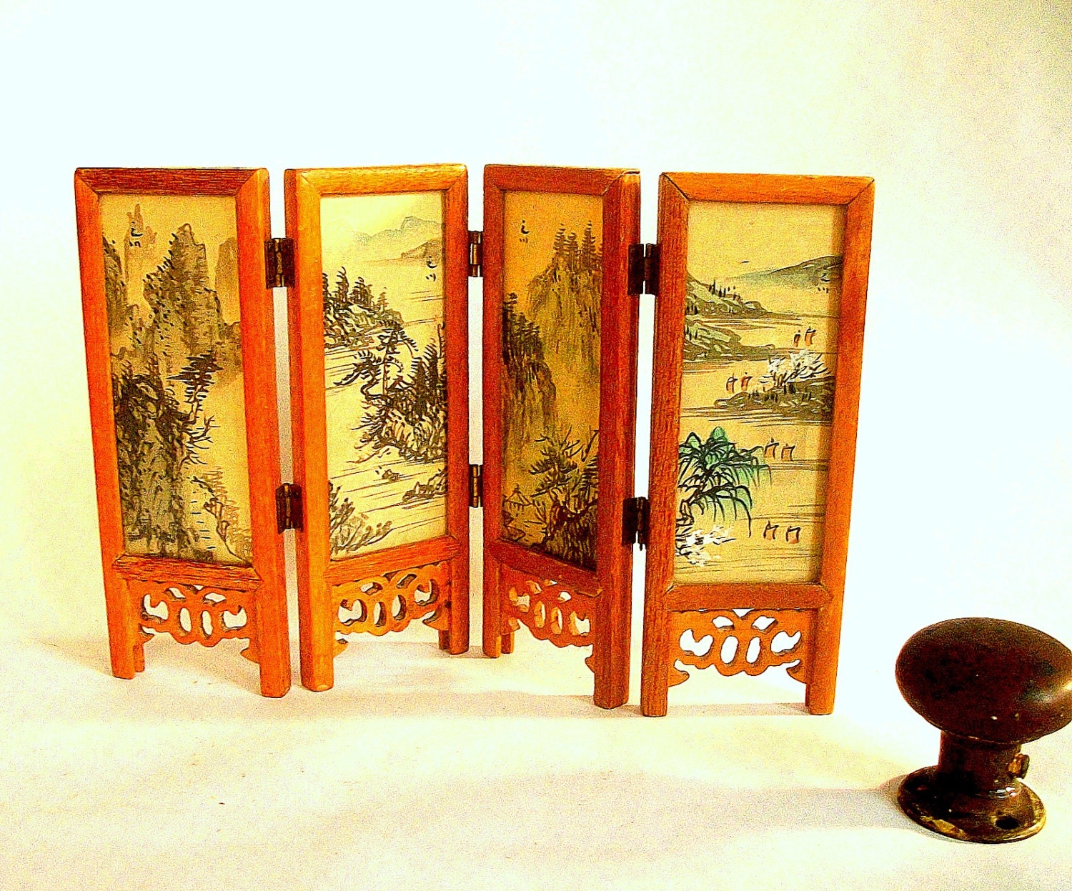 Vintage Miniature Japan Screen