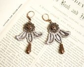 lace earrings -CARMEL- grey