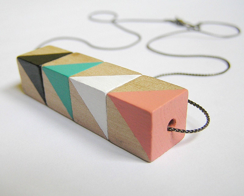 Wood Geometric Necklace CIRCUS