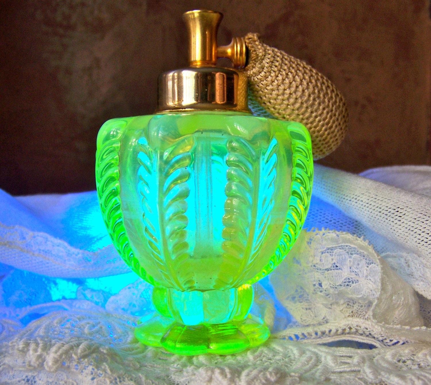 Vintage Perfume Bottle Art Deco Vaseline Glass Devilbis Gold Plate