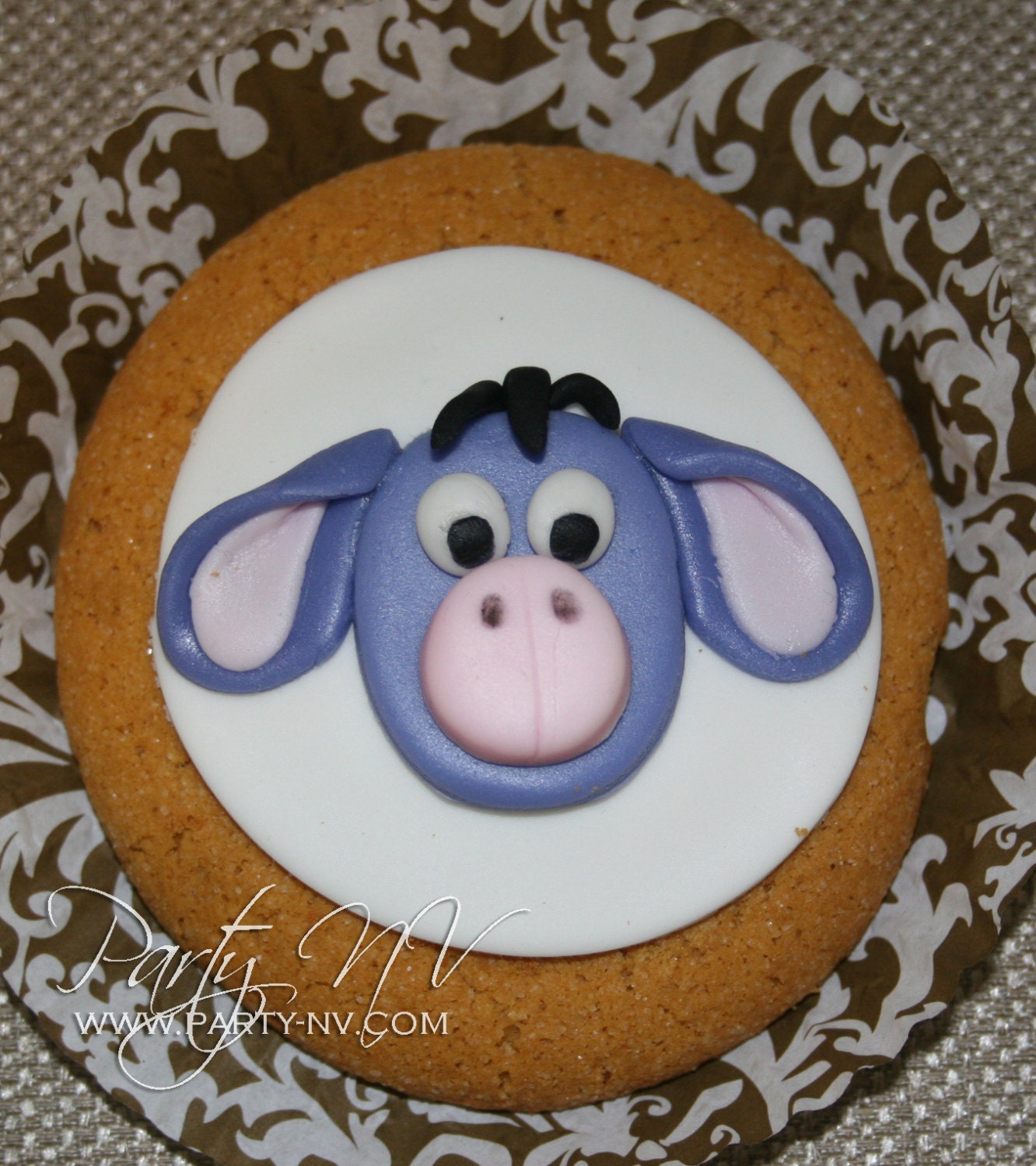 EDIBLE (Fondant Cupcake/Cookie/Cake Toppers) - Classic Pooh Il_170x135