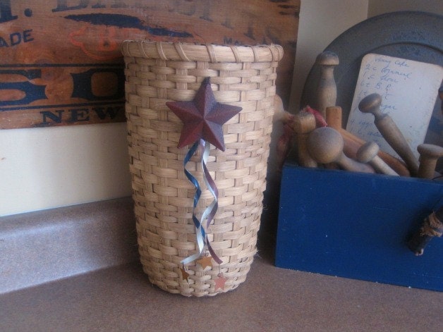 Primitive Basket Americana Round Tall Handwoven