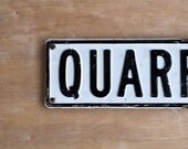street sign black and white - quarry rd.