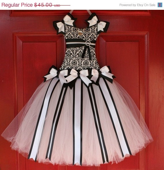 Memorial Day SALE Black and White Damask   Tutu Hair Bow Holder