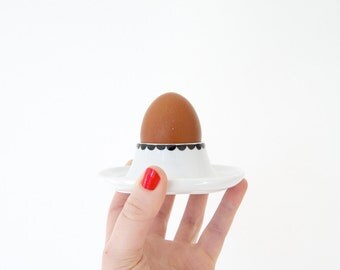 Hand Illustrated scalloped Egg cup