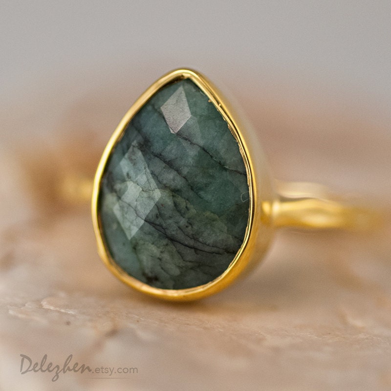 Raw Emerald Ring - Gemstone Ring - Gold Ring - Bezel Ring - May Birthstone Ring - Mother's Day Gift