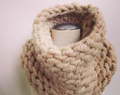 Super chunky alpaca scarf cowl