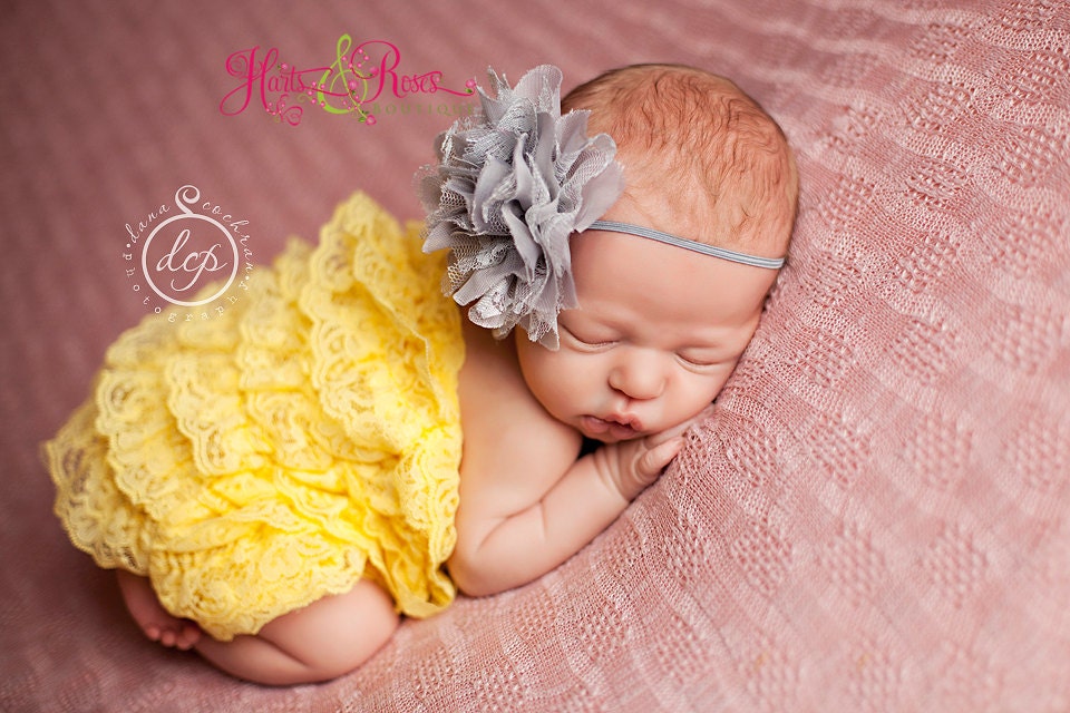 Baby Romper,Petti Romper,Yellow Romper,Sunsuit,Lace Romper,Ruffle Romper,Petti Lace Romper,Baby Outfit,Birthday Outfit.Ready To Ship