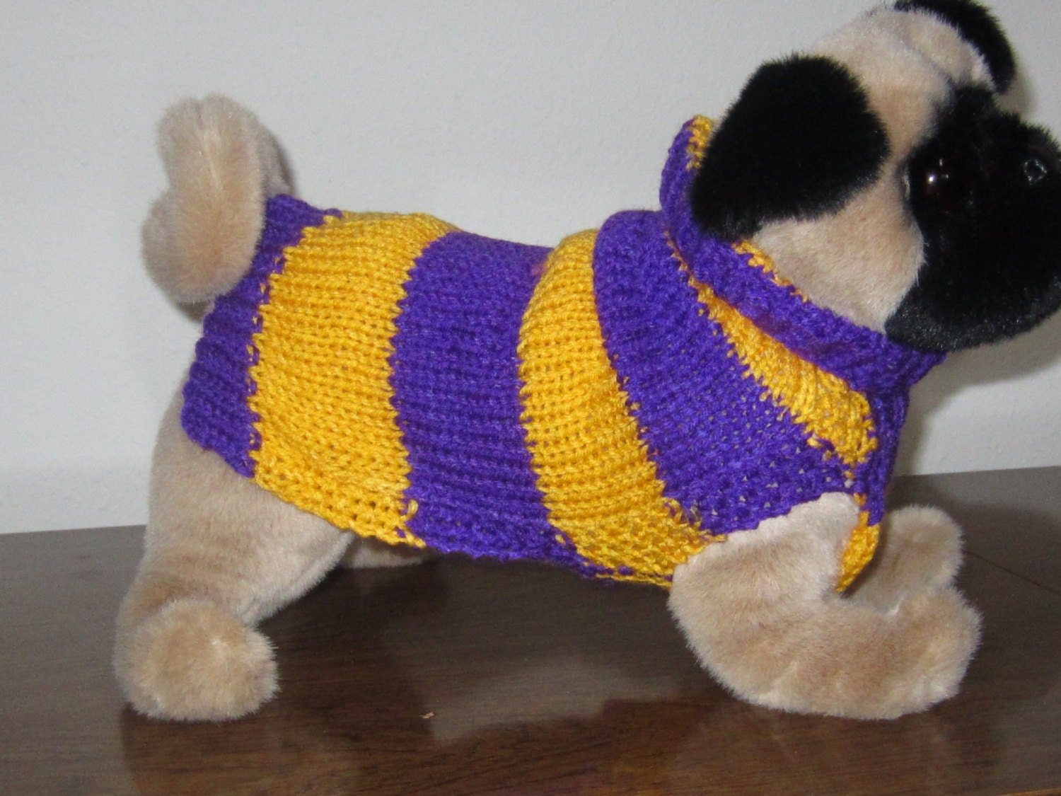 LSU Tigers, Minnesota Vikings,Baltimore Ravens Hand Knit dog Sweater