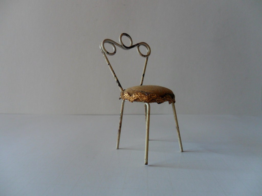 single vintage miniature dollhouse chair . antique doll house chair . vintage miniatures