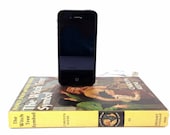 Vintage Nancy Drew booksi for iPhone and iPod - The Witch Tree Symbol
