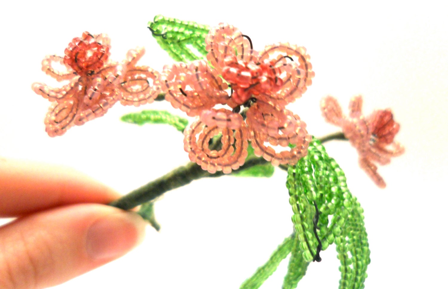Beaded Flower Boutonnieres - set of 5 - Handmade Vintage Mini Bouquets