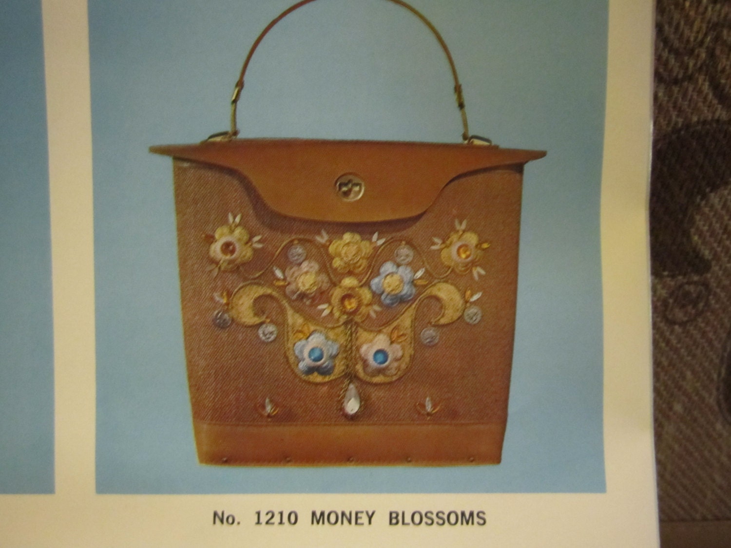 Jewel Purse Handbag Kit from 1960s Ready to Make Money Blossoms Pattern