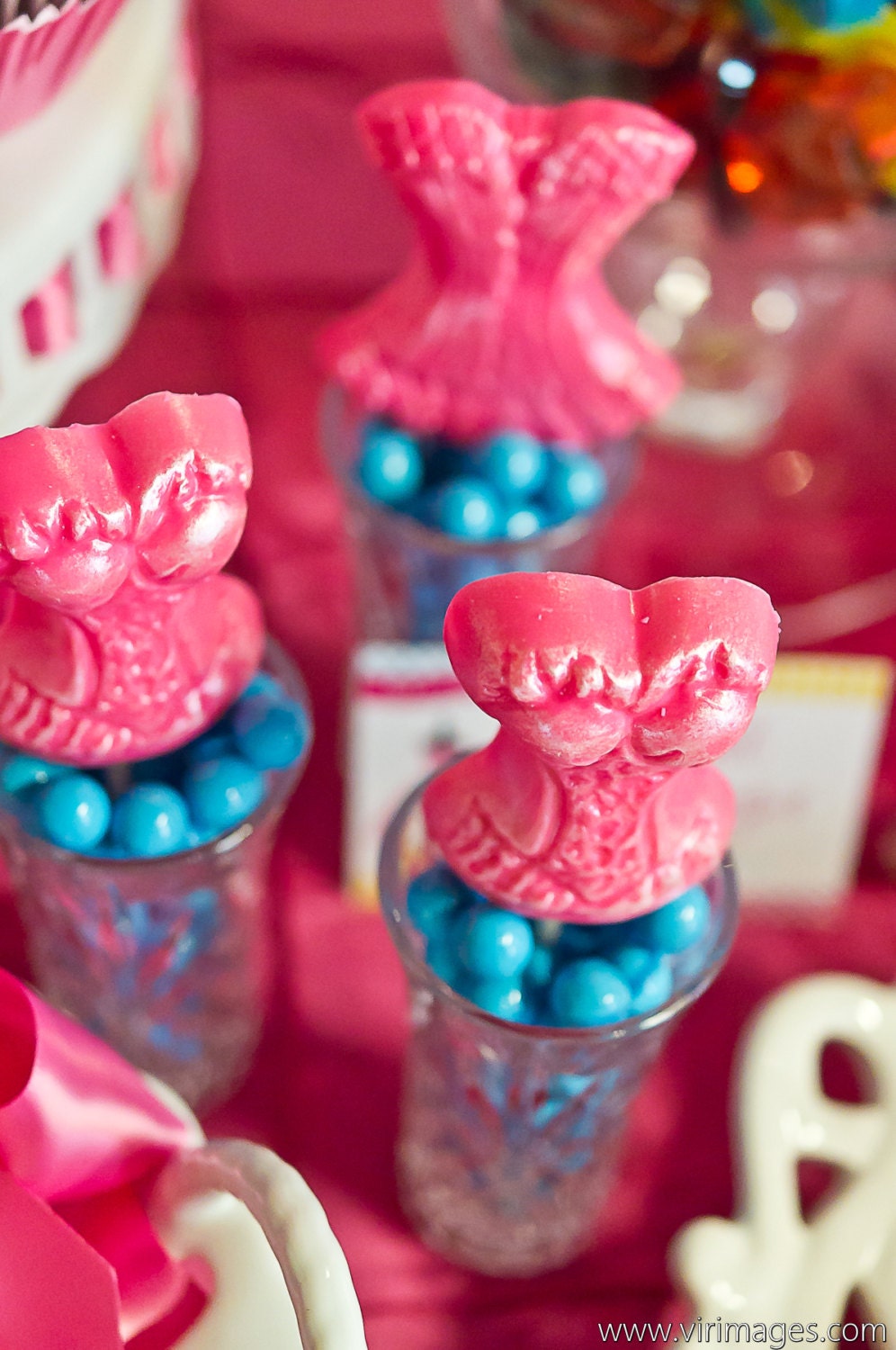 5 Bustier Lollipops: Fire Fuchsia