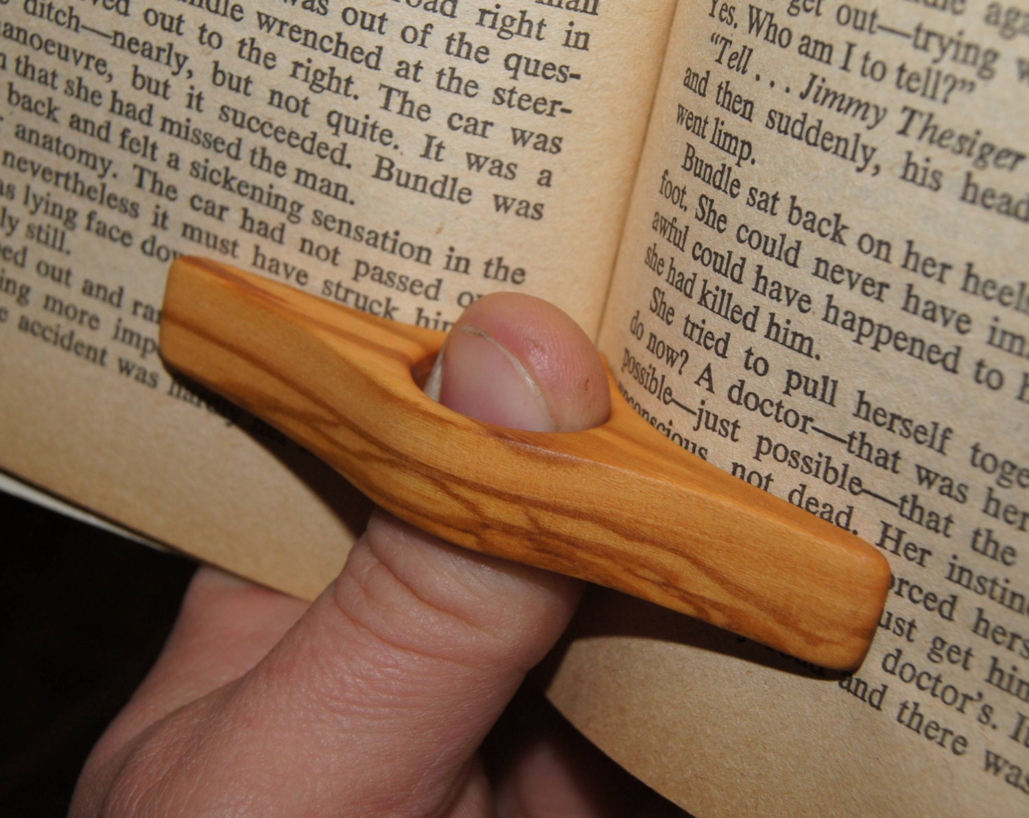 Book holder - olive wood