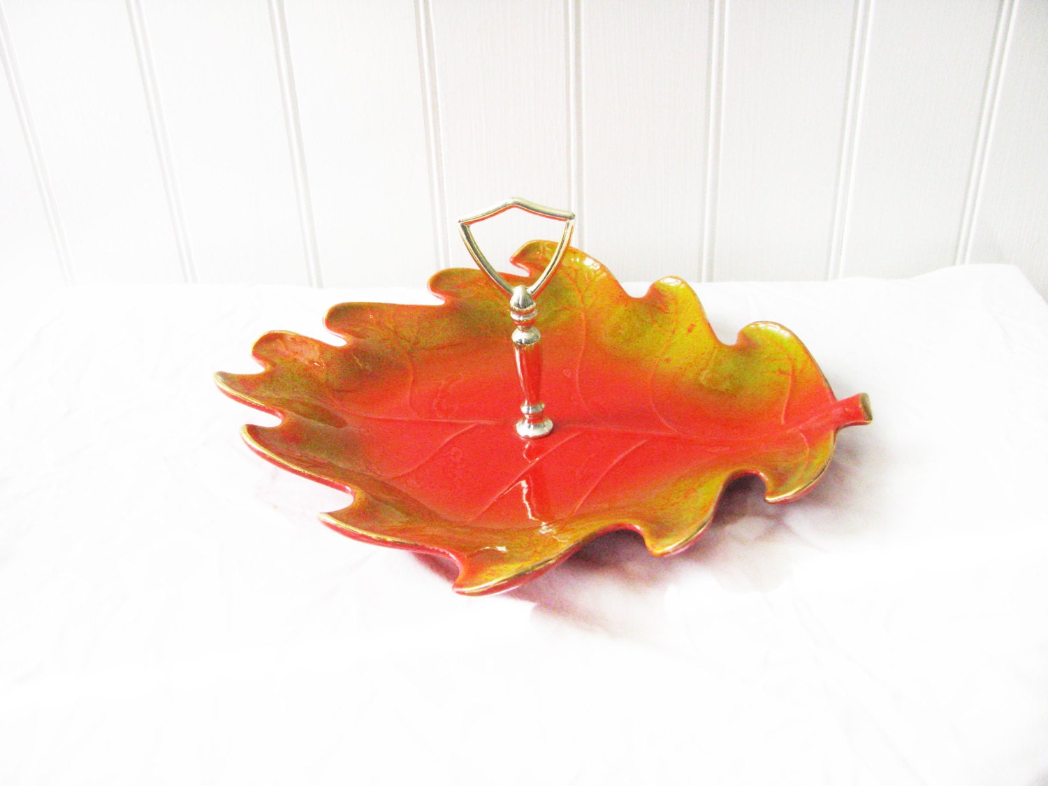 1950s - Leaf Serving Candy Dish