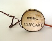 mmm CUPCAKE, Simple Rustic Dessert Topper, Rustic Wood Wedding Decor, Cupcake Lover, Natural Wedding Cake Topper, Aspen, Keepsake