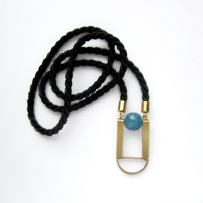 NEW - Black rope geometry necklace