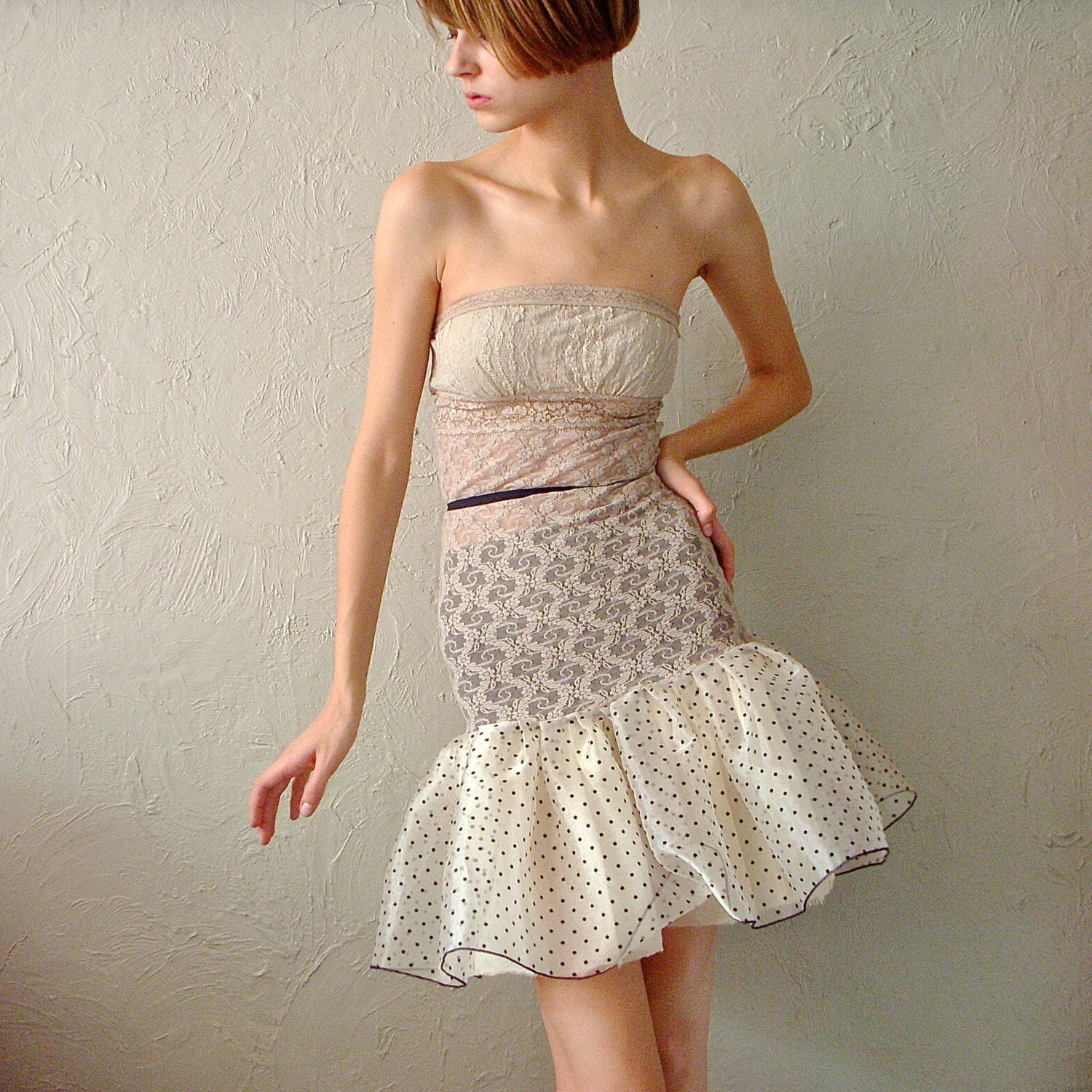 Sheer Cream Lace Dropped Waist Body Con Dress
