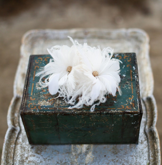 As Seen on Green Wedding Shoes- "Connie" Bridal Comb