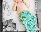 Newborn Baby Girl Crochet Aqua MERMAID TAIL Photo Prop w/Bikini and Headband -- Cute First Photo -- Star Daisy Pearl Gem
