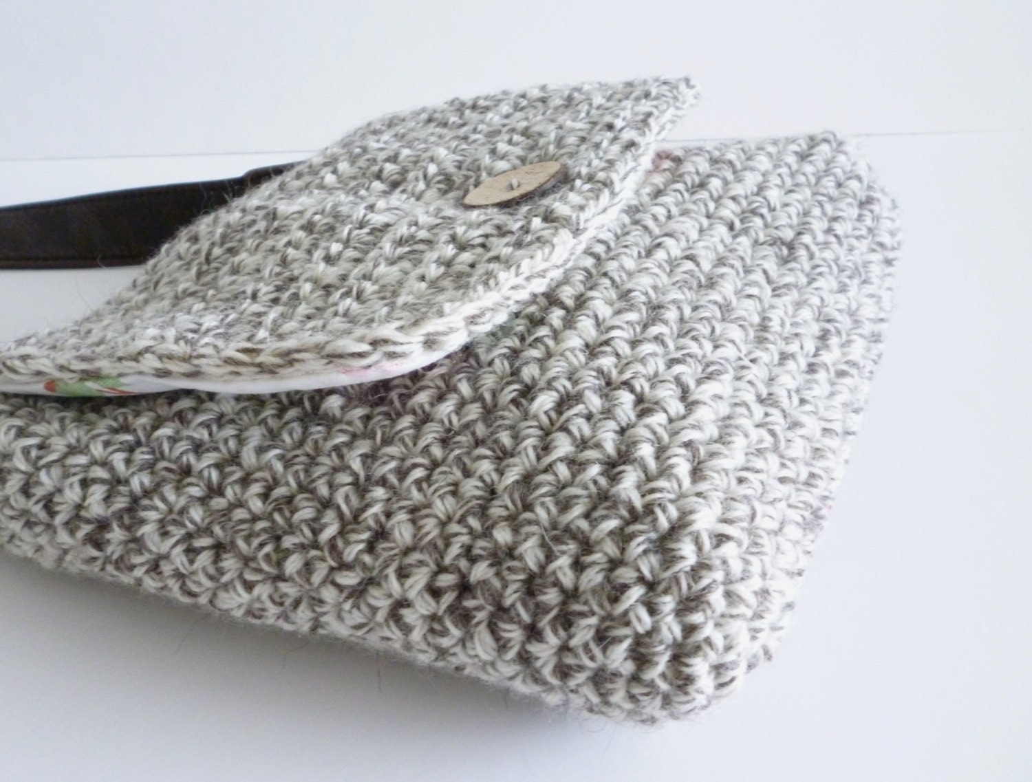 Wool messenger bag - handmade - fully lined - British undyed wool - eco friendly