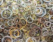 200pc Antiqued Silver Bronze Copper Gold Brass Assorted Size 4mm - 13mm and Color Jump Rings Jewelry Findings KK-MSMC005-M