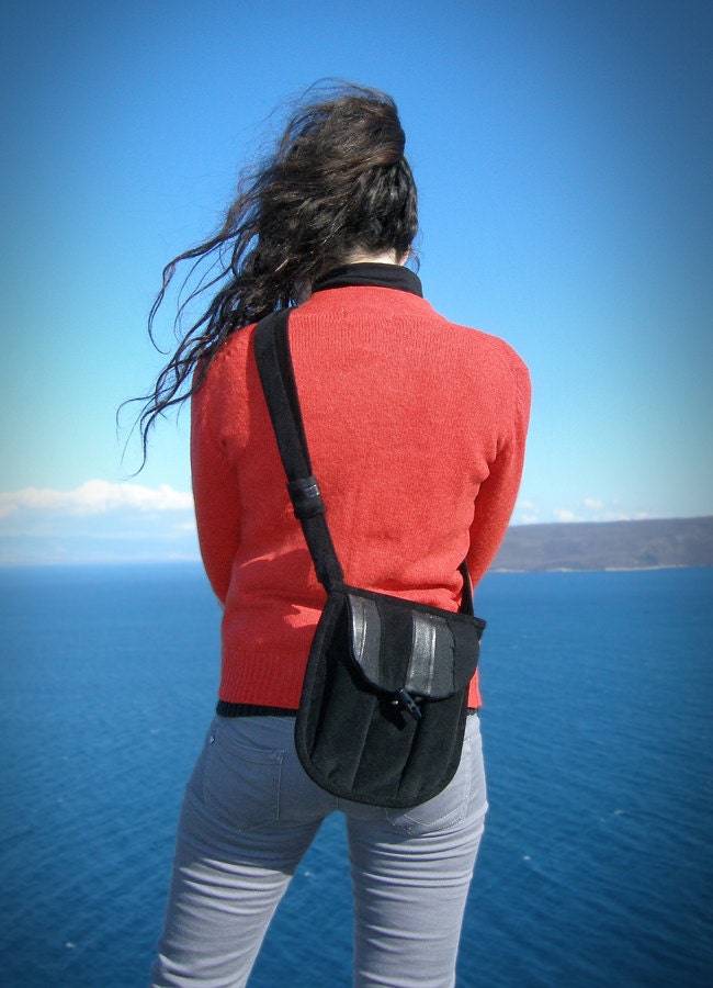 Black patchwork bag - Unisex shoulder bag - Black belt bag - The Messenger