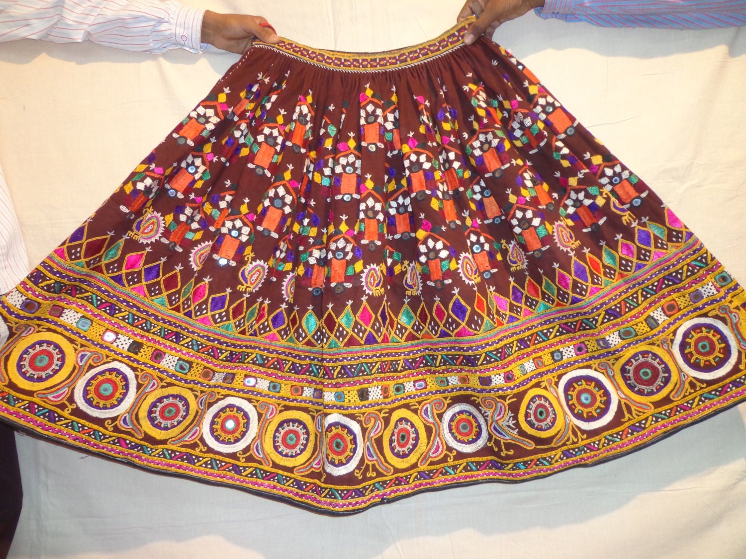 belly dancers skirts/vintage skirts / banjara skirts/tribal indian skirts/  tribal clothes /hand made skirts/ shisha work skirts