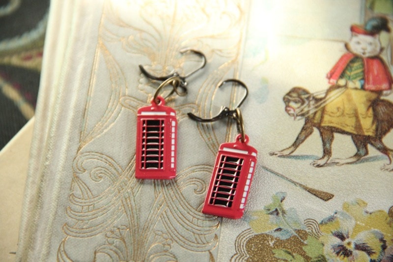 London Phone Booth Adventurer Geek Girl Earrings