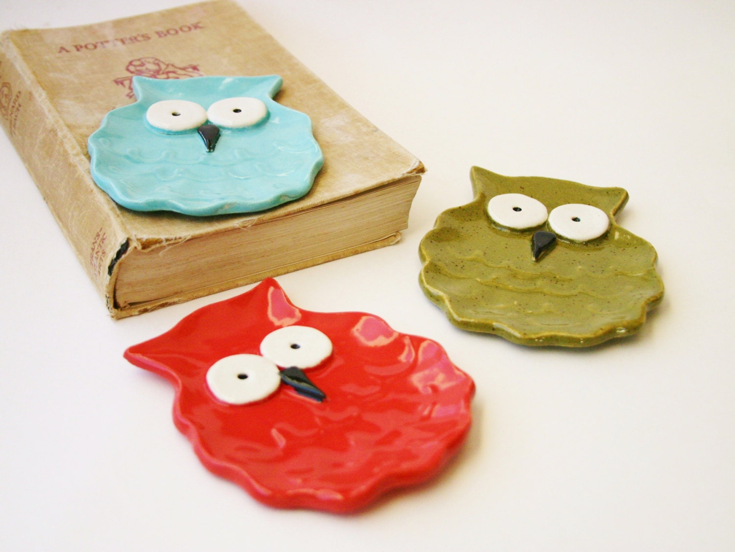 Mr. Owl Spoon Rest - Jewelry Tray Soap Dish - Choose Your Color - Tiffany Blue Olive Green Paprika Red