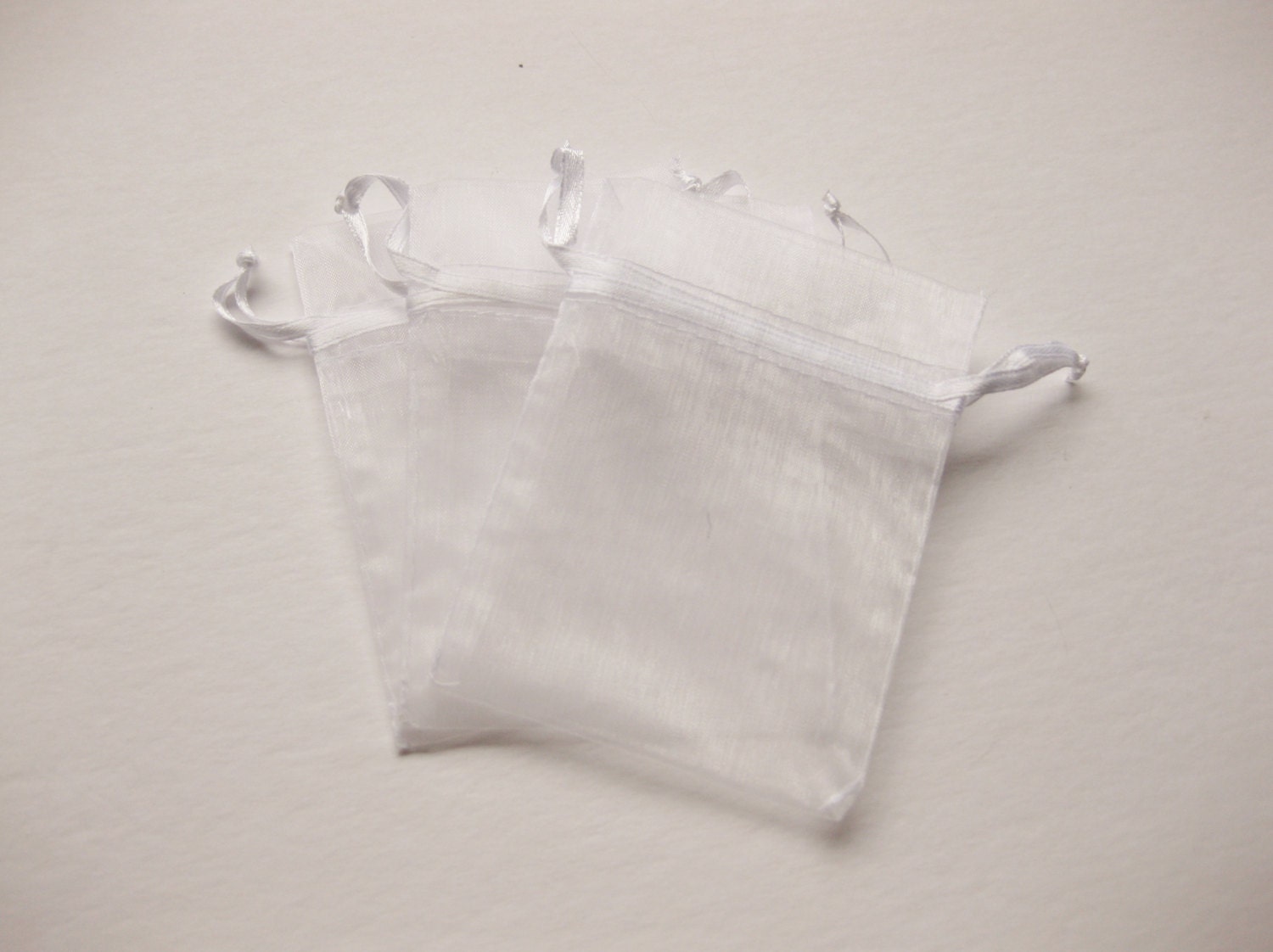 Set of 20 White Organza Bags (3x4)