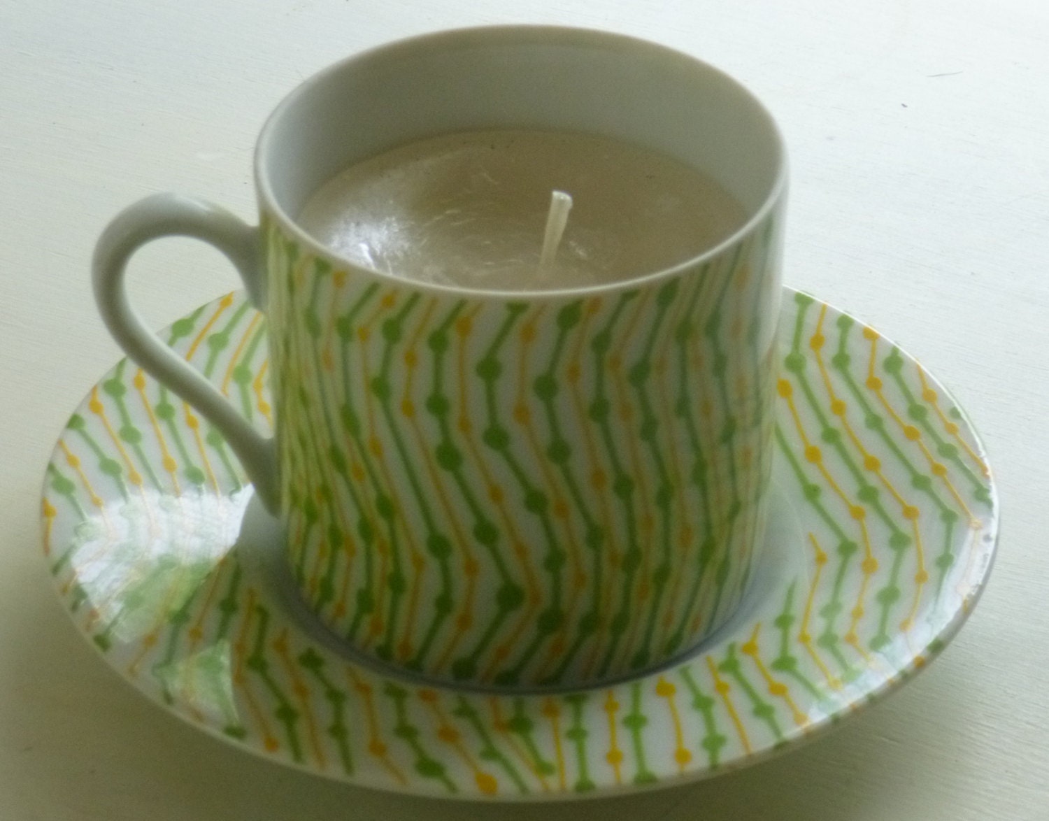 Espresso Cup Candle, Yellow Green And White, Sweet Cherry Cream