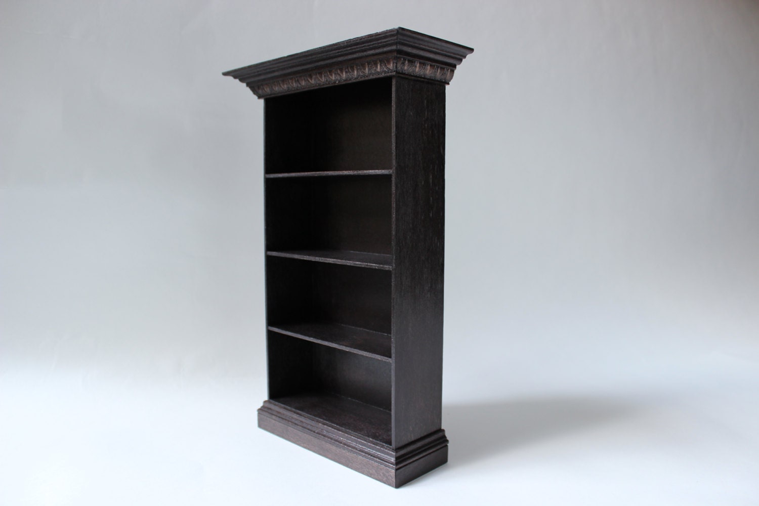 Miniature Doll Bookcase in 1/6 scale (Blythe, Barbie, Momoko, Bratz, etc.).