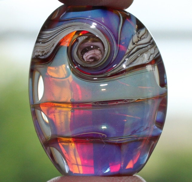 Handmade lampwork focal bead 'Irridescent Pink  focal'.  SRA
